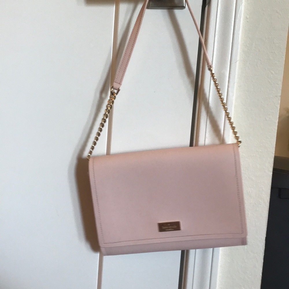 Light pink medium sized Kate Spade purse
